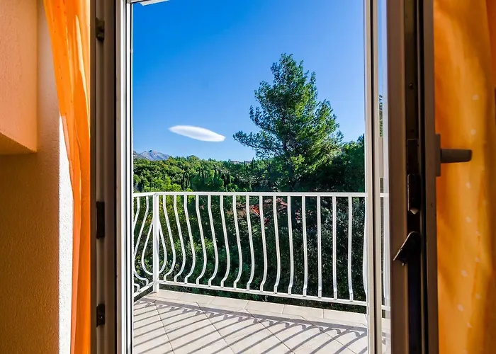 Apartments Zrno