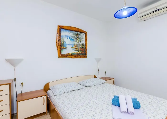 Apartments Zrno